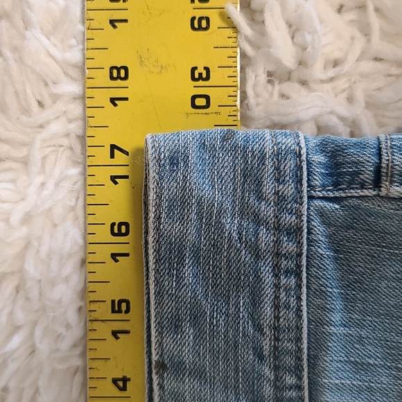 Calvin Klein 23 Inch Crops with Porkchop Pocket Distressed Denim Jeans - Size 10 - Picture 12 of 12